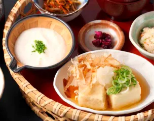ご飯ととろろ とろ麦